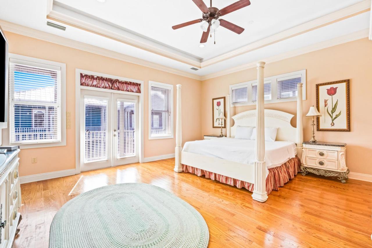 Serenity By The Sea - Main House Panama City Beach Exterior photo
